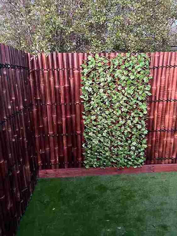 Bamboo Fence Corner with Ivy Panel Accent