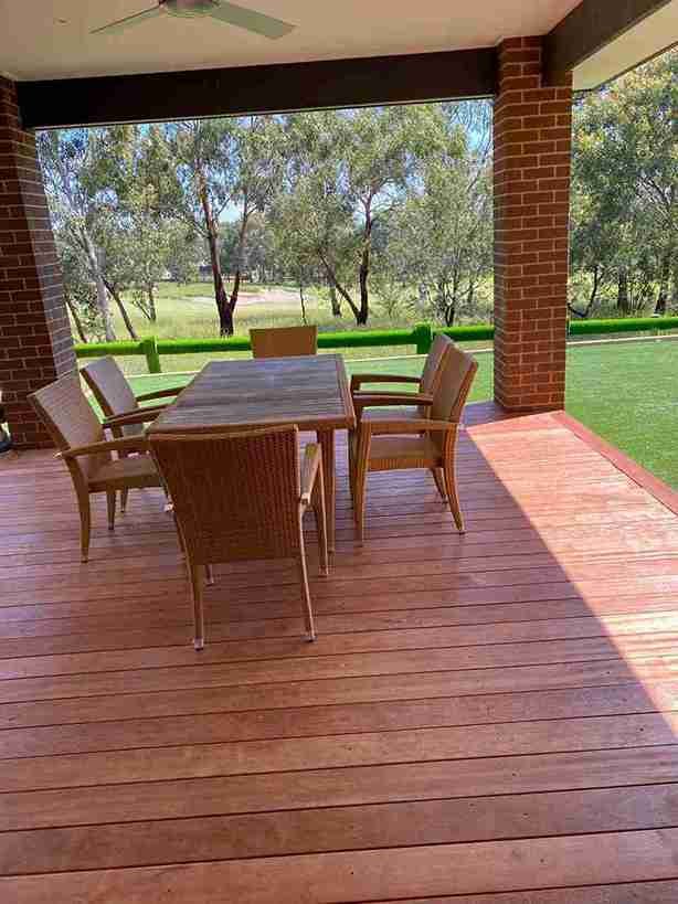 Covered Alfresco Dining Deck