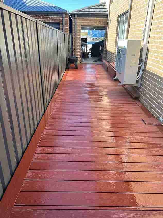 Side Alley Deck
